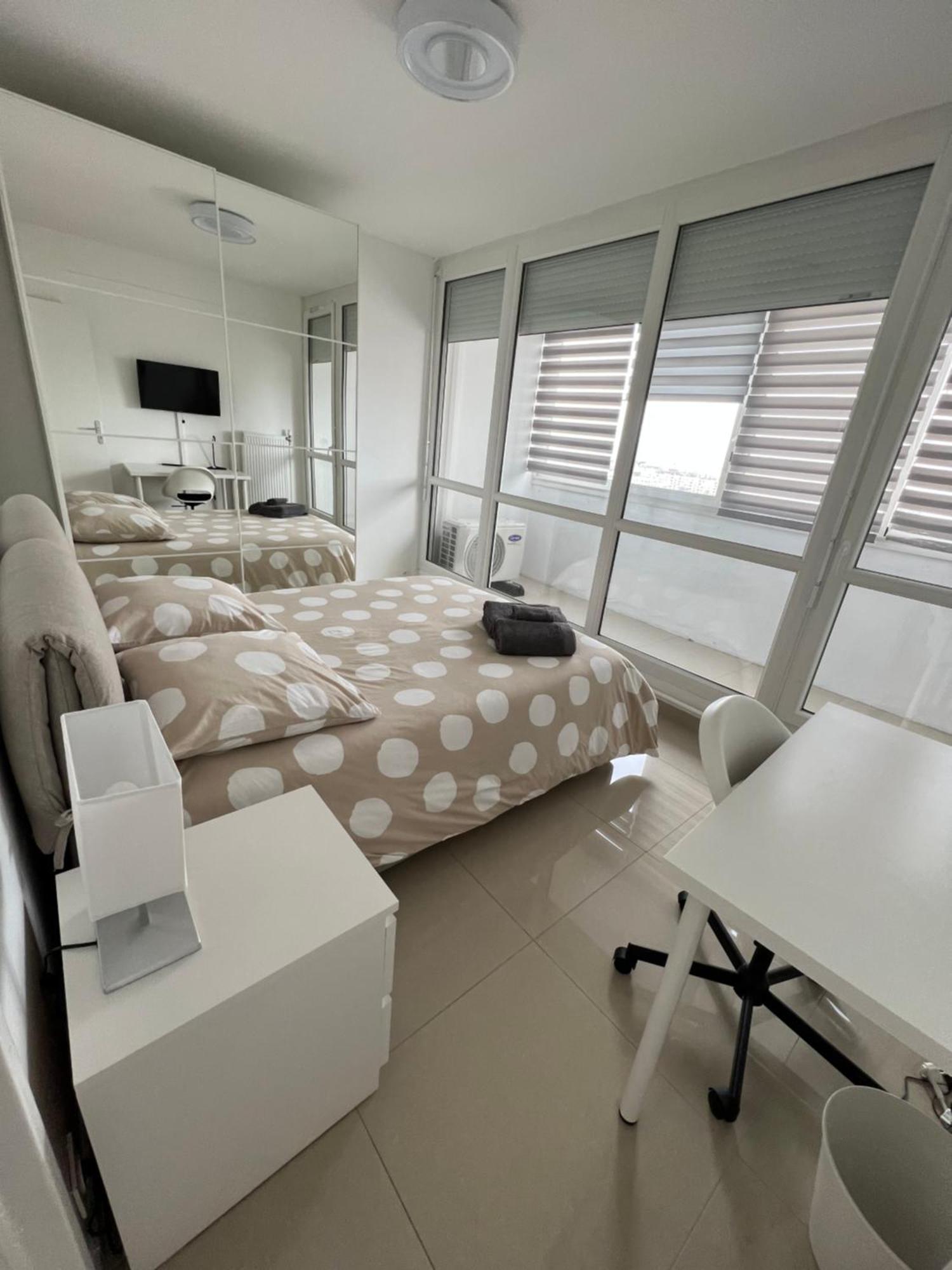Super 4 Pieces Refait A Neuf Apartman Villeurbanne Kültér fotó