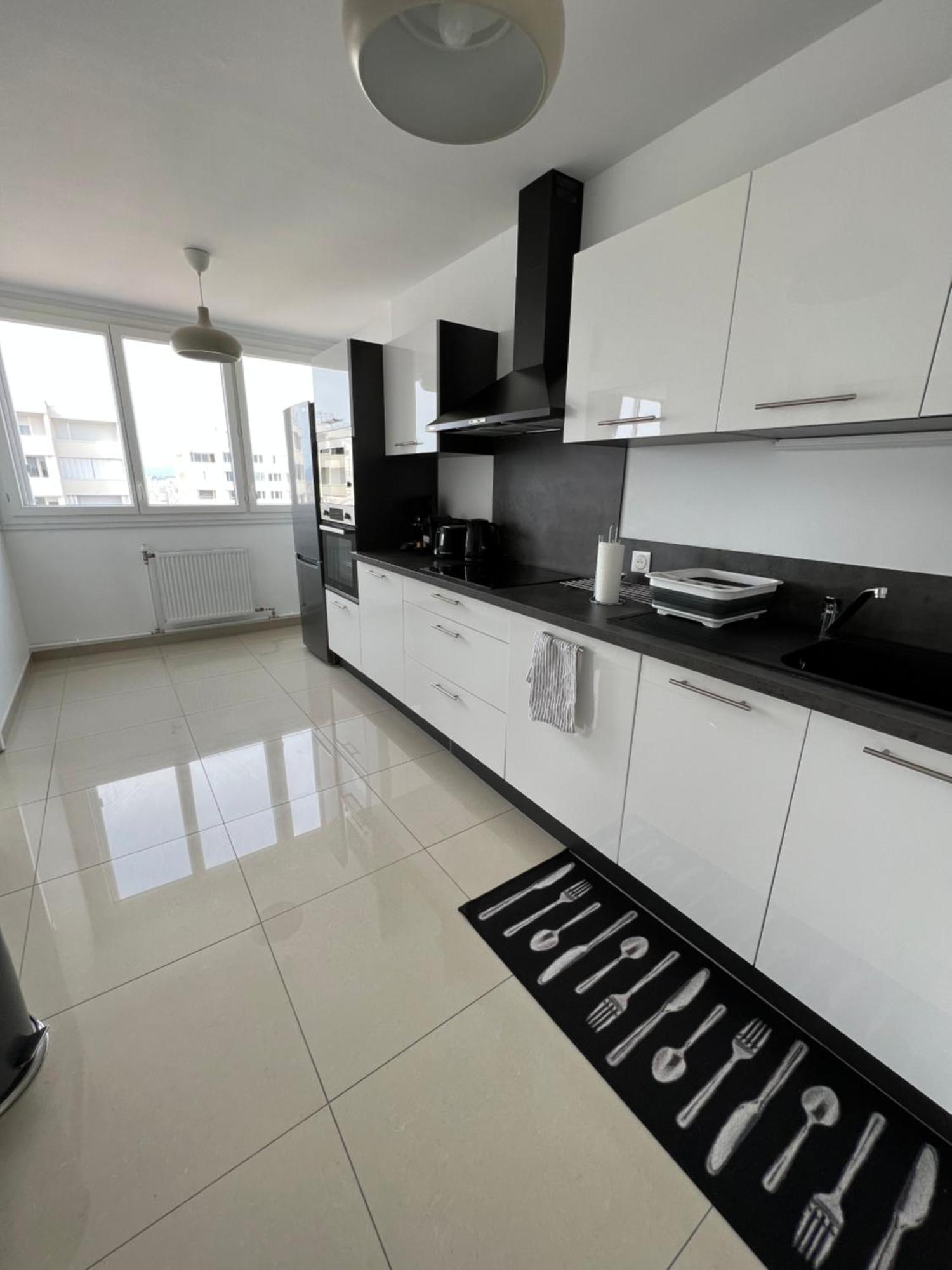 Super 4 Pieces Refait A Neuf Apartman Villeurbanne Kültér fotó