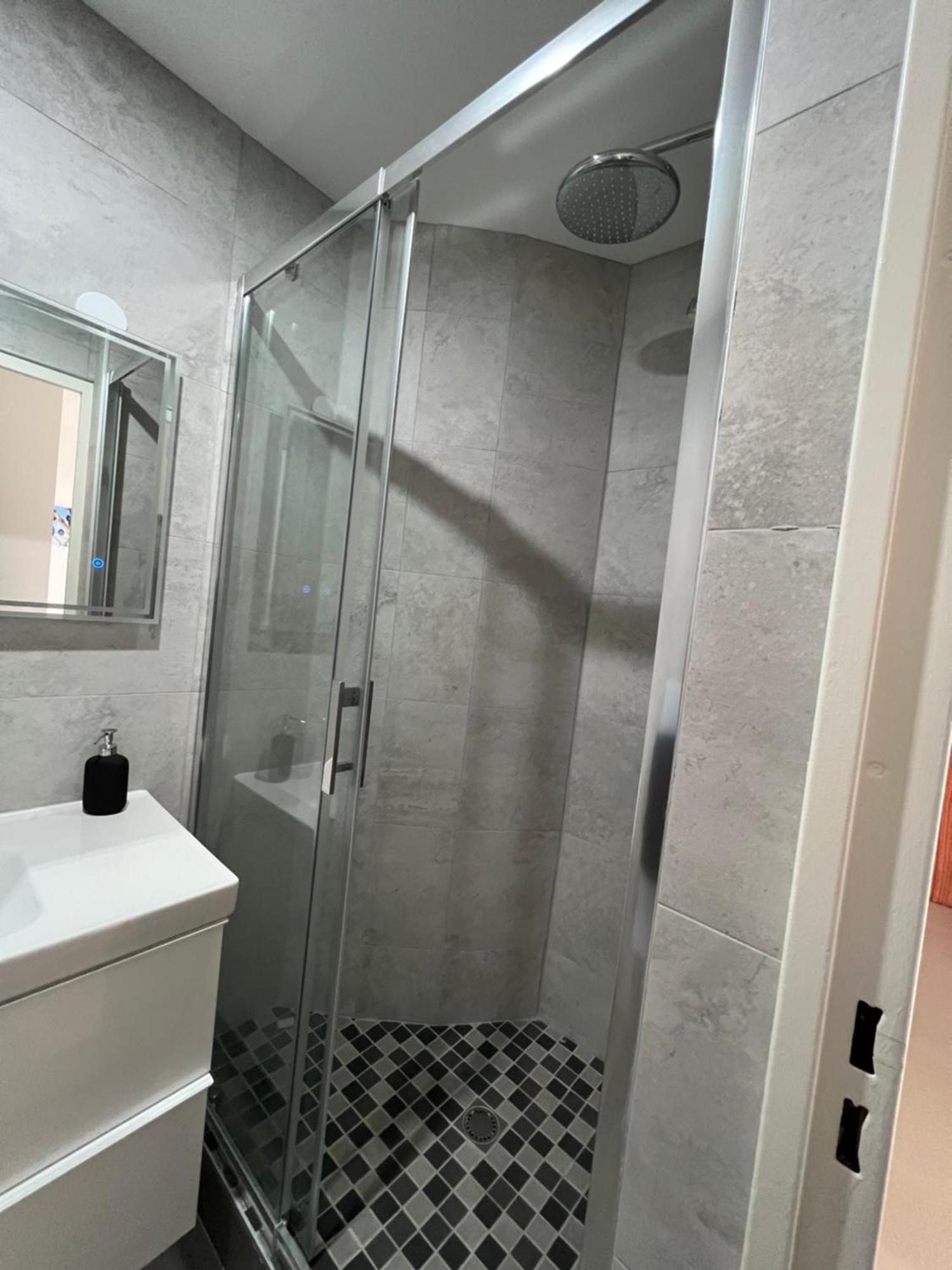 Super 4 Pieces Refait A Neuf Apartman Villeurbanne Kültér fotó